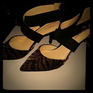 Liz Claiborne Pumps